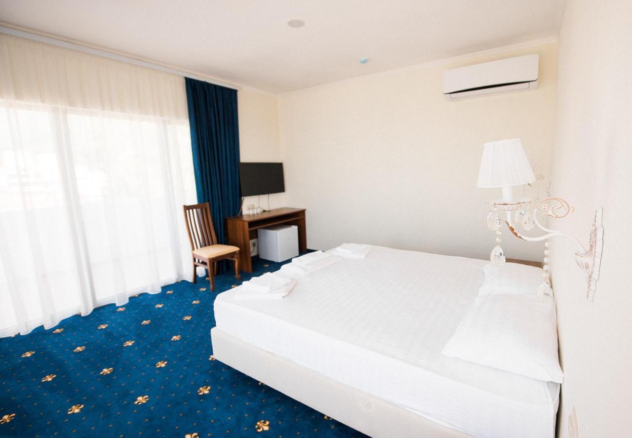 Evropa Hotel Gagra Esterno foto